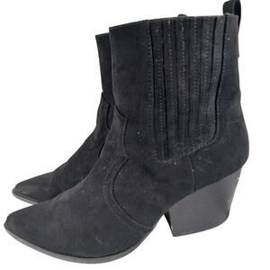 LULU'S! BLACK VEGAN SUEDE LEATHER WESTERN CUT POINTY TOE ANKLE BOOTS! SZ 10M